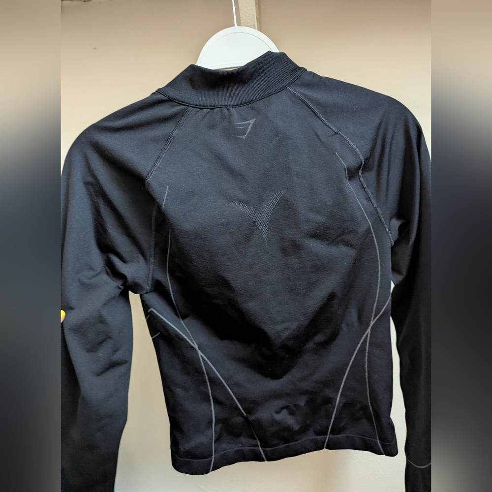 Gymshark Apex Seamless 1/4 Zip Pullover - Picture 6 of 6